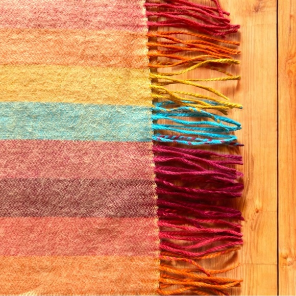 VINTAGE 100% Cashmere Striped Scarf – Made in England – 11.5” x 71” - Picture 6 of 7